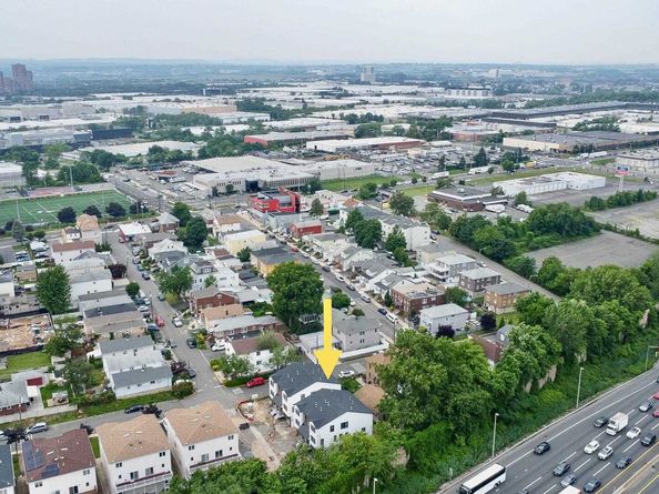 138-140 Weigands Lane, Secaucus NJ 07094