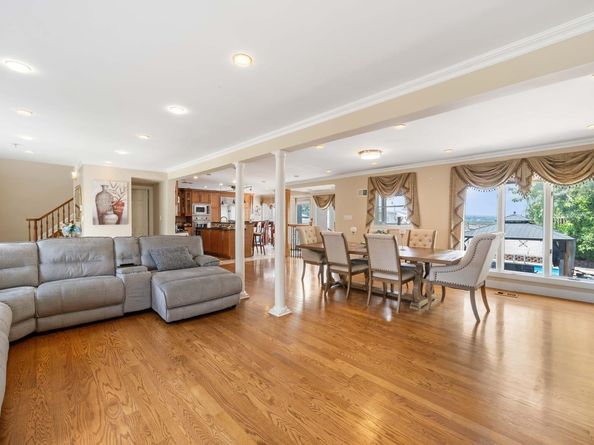 8205 Grand Ave, North Bergen NJ 07047