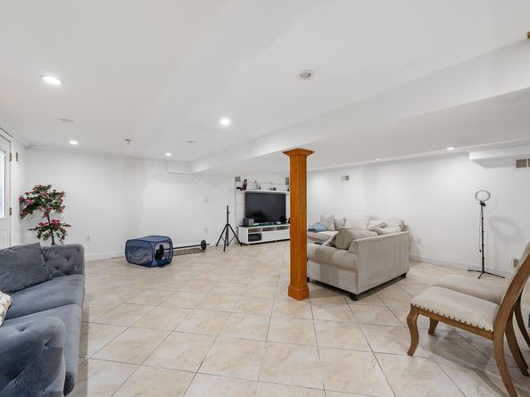 8205 Grand Ave, North Bergen NJ 07047