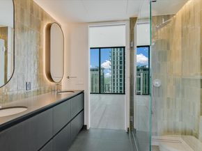 610 Davis ST 3801, Austin TX 78701