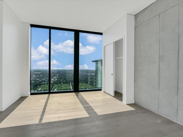 610 Davis ST 3801, Austin TX 78701