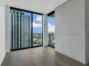 610 Davis ST 3801, Austin TX 78701