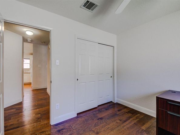 2410 Hutton LN, Leander TX 78641