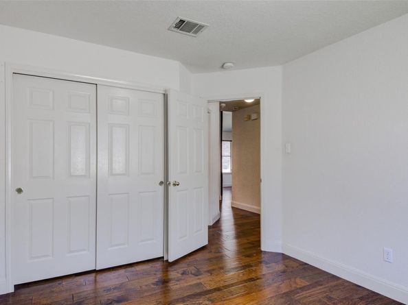 2410 Hutton LN, Leander TX 78641