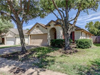 2410 Hutton LN