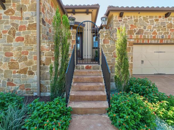 101 Rocky Coast DR, Austin TX 78738