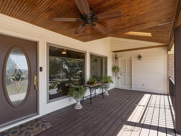 20632 Highland Lake DR, Lago Vista TX 78645