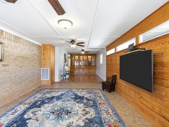 20632 Highland Lake DR, Lago Vista TX 78645