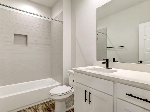 9601 Eloquence DR, Manor TX 78653