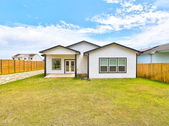 9601 Eloquence DR, Manor TX 78653