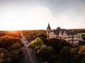 608 High Summit DR, Georgetown TX 78628