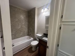 10616 Mellow Meadows DR 43b, Austin TX 78750