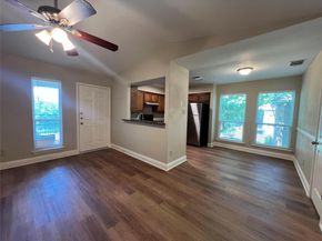 10616 Mellow Meadows DR 43b, Austin TX 78750