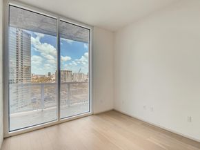 301 West Ave 2003, Austin TX 78701