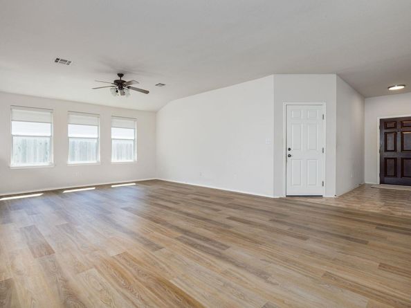 7817 Little Deer TRL, Georgetown TX 78628