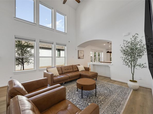 261 Arrowhead Mound RD, Georgetown TX 78628