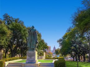 12306 Double Tree LN, Austin TX 78750