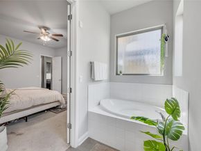 1612 Arcilla ST, Austin TX 78741