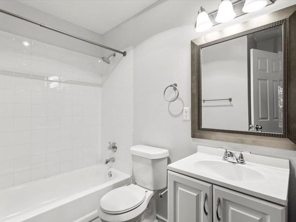 1740 Timber Ridge RD 132, Austin TX 78741