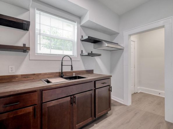 7406 Bethune Ave, Austin TX 78752