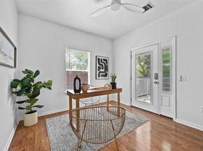 1169 Curve ST, Austin TX 78702