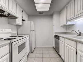8210 Bent Tree RD 149, Austin TX 78759