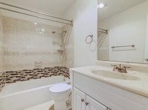 8210 Bent Tree RD 149, Austin TX 78759