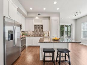 4301 Mansfield Dam RD 2101, Austin TX 78734