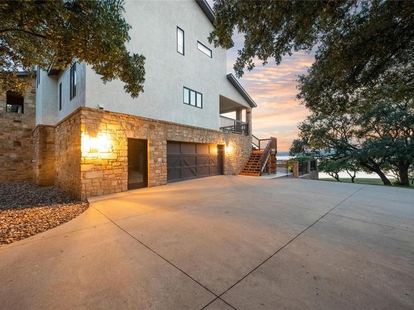 516 Deckhouse DR, Point Venture TX 78645