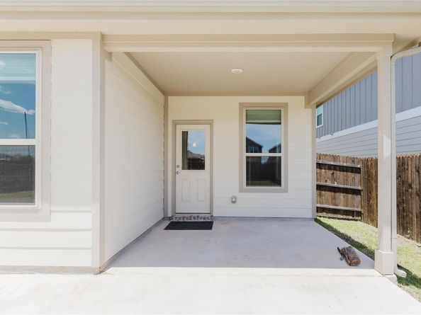 529 Gray Hawk RDG, Leander TX 78641