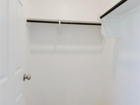 529 Gray Hawk RDG, Leander TX 78641