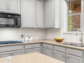 11208 Bastogne LOOP, Austin TX 78739