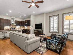 2520 Bluebonnet LN 21, Austin TX 78704