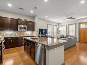 2520 Bluebonnet LN 21, Austin TX 78704