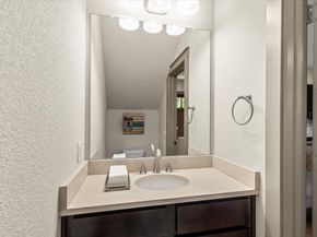 2520 Bluebonnet LN 21, Austin TX 78704