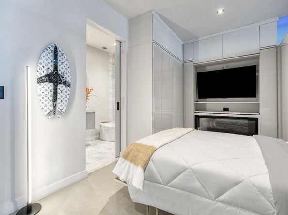 210 Lavaca ST 2809, Austin TX 78701