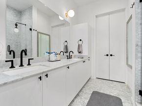 800 Embassy DR 609, Austin TX 78702