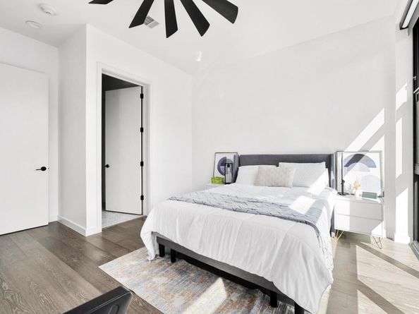 800 Embassy DR 609, Austin TX 78702