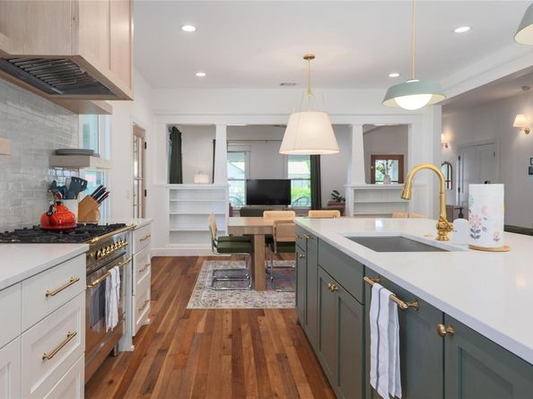 1701 Willow ST, Austin TX 78702
