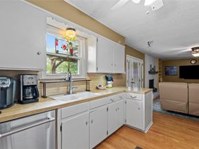 3206 Silverleaf DR, Austin TX 78757