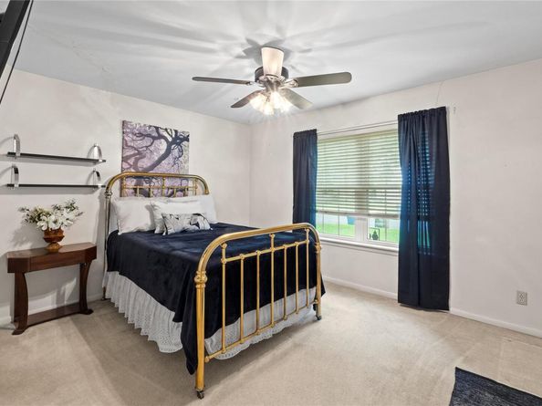 3206 Silverleaf DR, Austin TX 78757