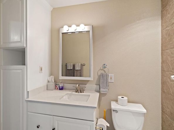 1601 Judy Lynn DR 207, Spicewood TX 78669