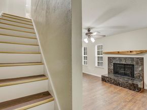 6902 Rifle BND, Austin TX 78736