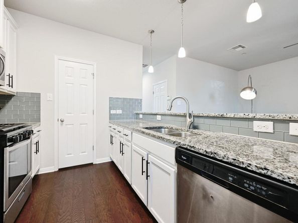 1402 Catalan RD, Austin TX 78748