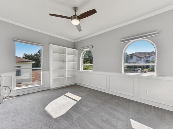 319 Hazeltine DR, Lakeway TX 78734