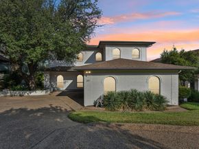 319 Hazeltine DR, Lakeway TX 78734
