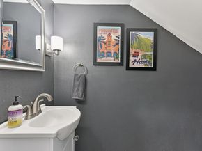 319 Hazeltine DR, Lakeway TX 78734