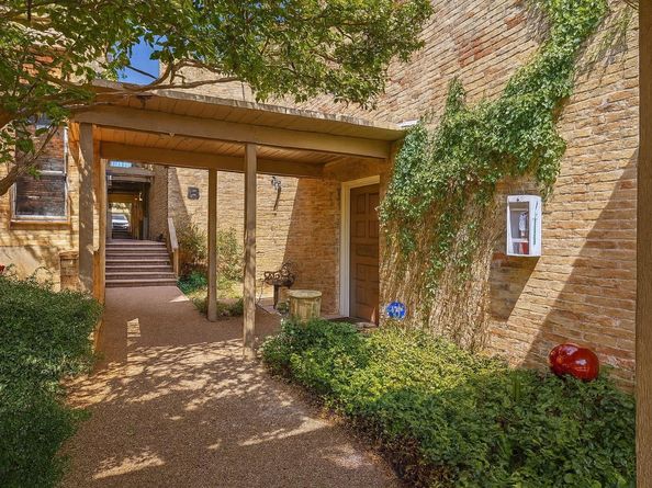3431 North Hills DR 102, Austin TX 78731