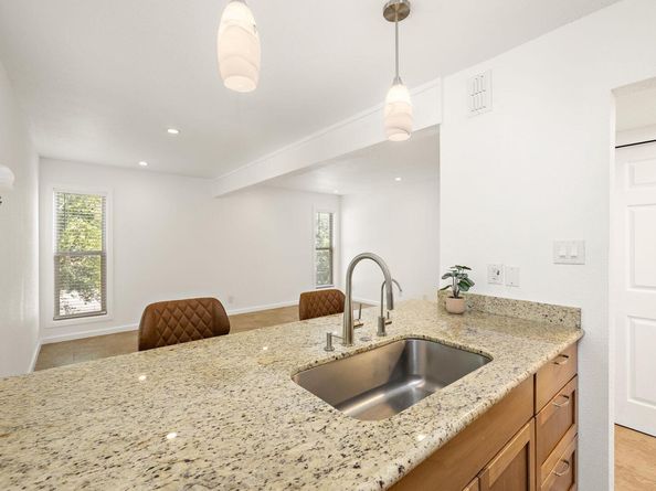 3431 North Hills DR 102, Austin TX 78731