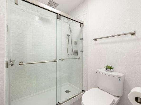 3431 North Hills DR 102, Austin TX 78731